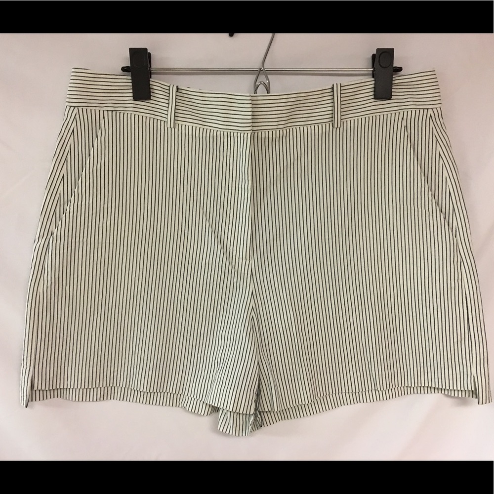 ELIE TAHARI Shorts ❤️